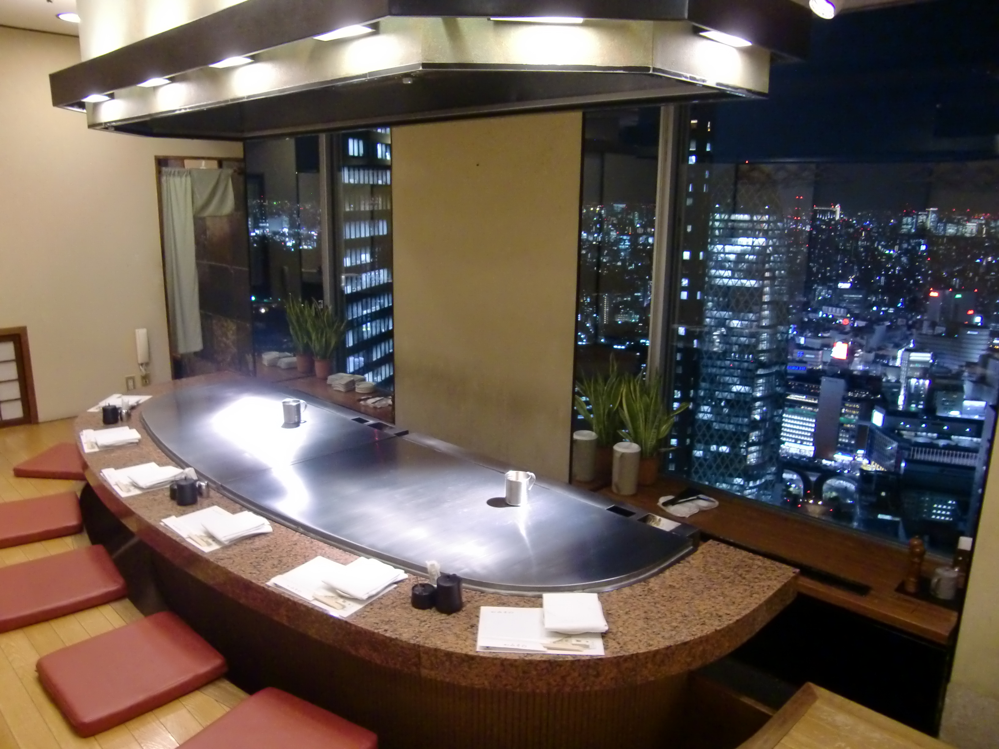 メニュー｜新宿店｜店舗のご案内｜元祖 鉄板焼ステーキ みその